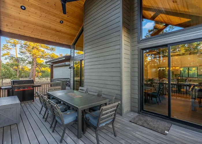 Cozy Mountain With Decks Fireplace & Games Holiday home Happy Jack