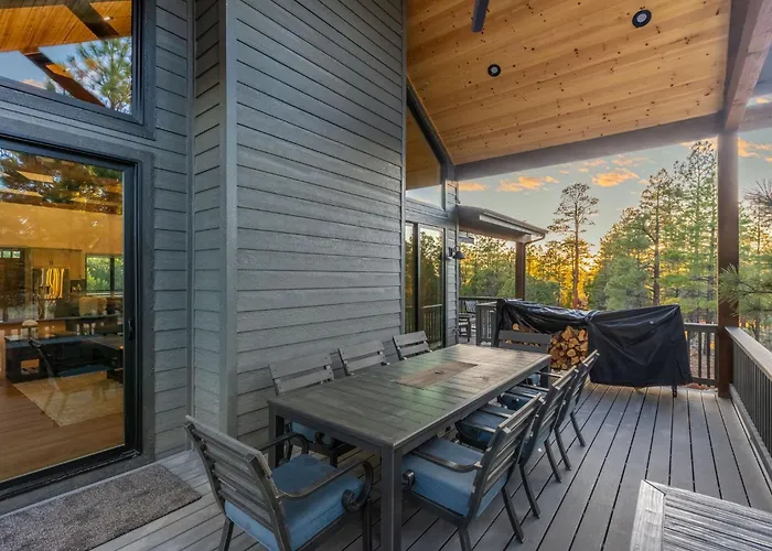 Holiday home Cozy Mountain With Decks Fireplace & Games *