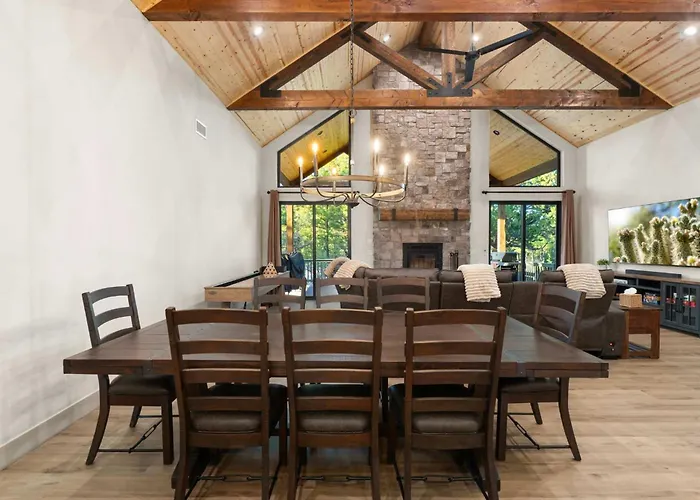 Cozy Mountain With Decks Fireplace & Games *