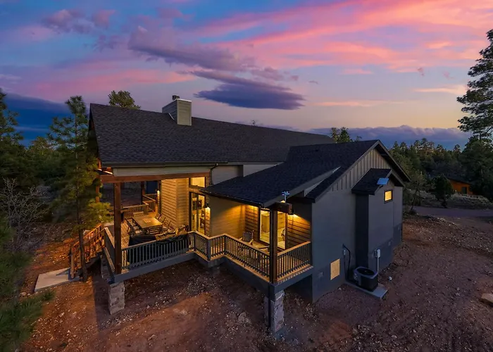 Cozy Mountain With Decks Fireplace & Games *