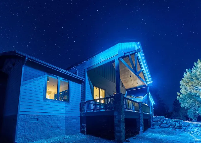 Cozy Mountain With Decks Fireplace & Games *